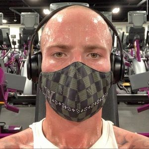 Meet your Posher, Tyler